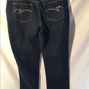 Gloria Vanderbilt jeans